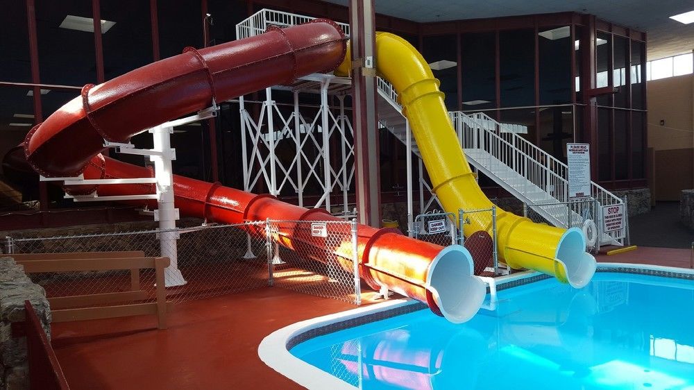 Ramada By Wyndham Medford Hotel & Conference Center Zewnętrze zdjęcie